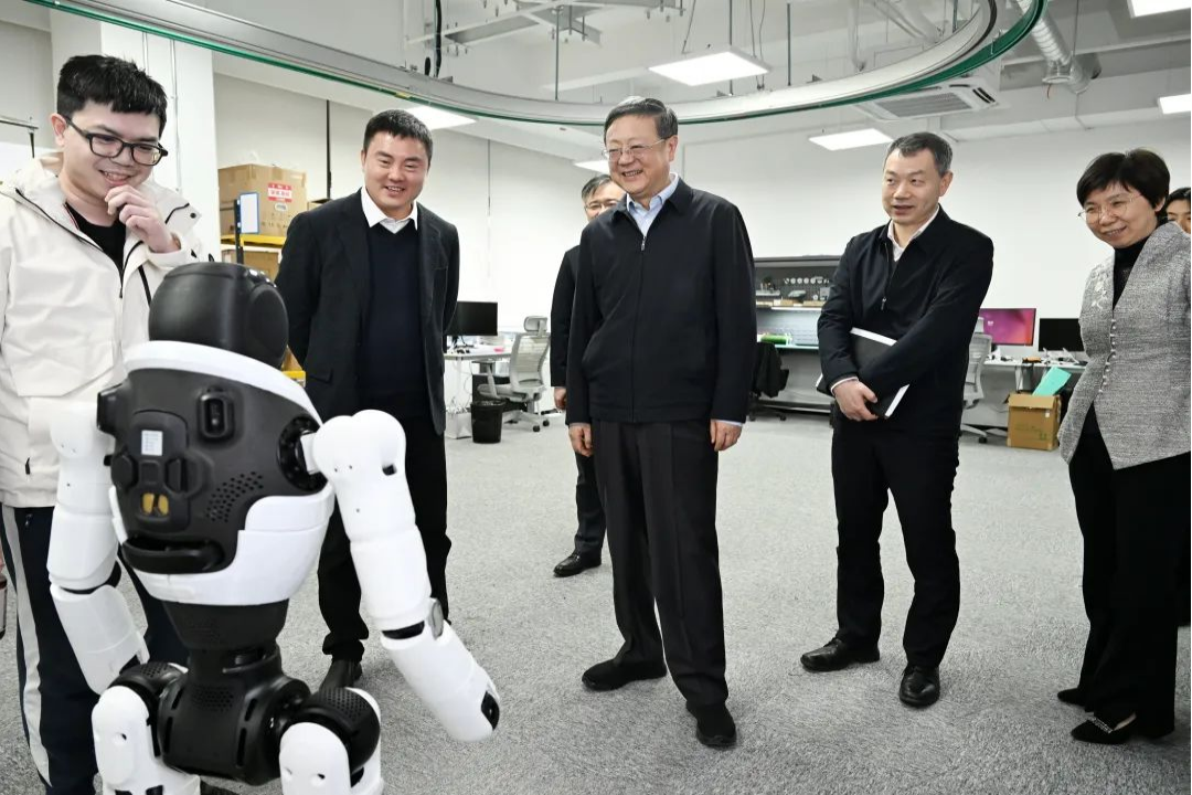 上海市委书记陈吉宁专题调研优游机器人