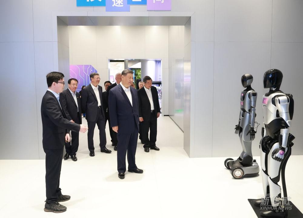习近平总书记到上海调研，优游代表具身智能行业汇报进展